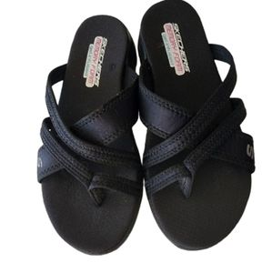 Skechers Memory Foam Thongs EUC